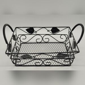 Wire Leaf Metal Basket Decor​​​